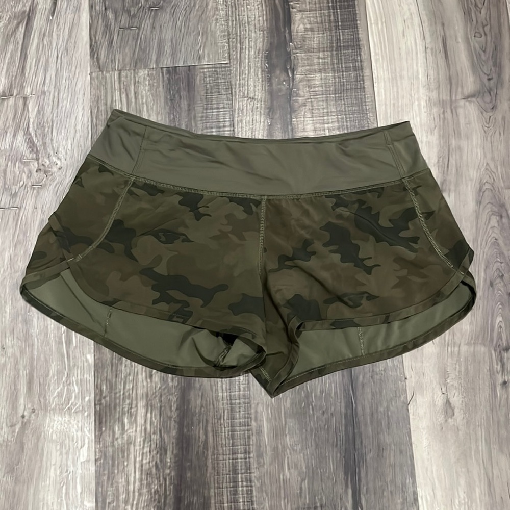 Lululemon speed short size 6